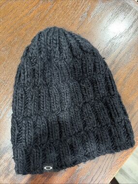 OAKLEY Black Knit Beanie Hat